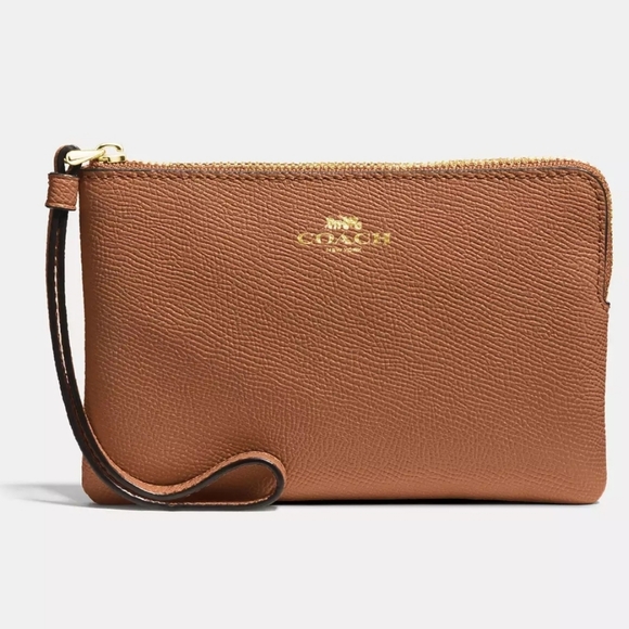 Coach Corner Zip Wristlet Pink #New